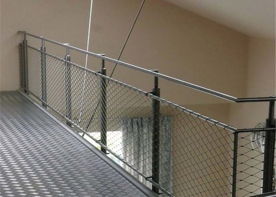 ένδυση που αντιστέκεται στο πλέγμα καλωδίων κιγκλιδωμάτων καλωδίων SS 2.0mm για Corridoer