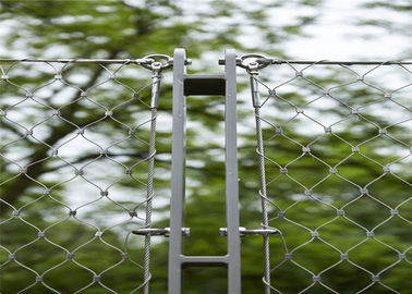 Γεμάτος φράκτης σχοινιών καλωδίων κιγκλιδωμάτων που πιάνει το καλώδιο αντίστασης αντίκτυπου 1.24.0mm